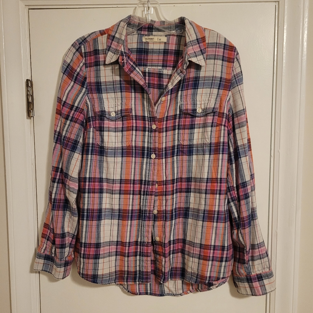 Old Navy Flannel Style/ Plaid Shirt Size Medium